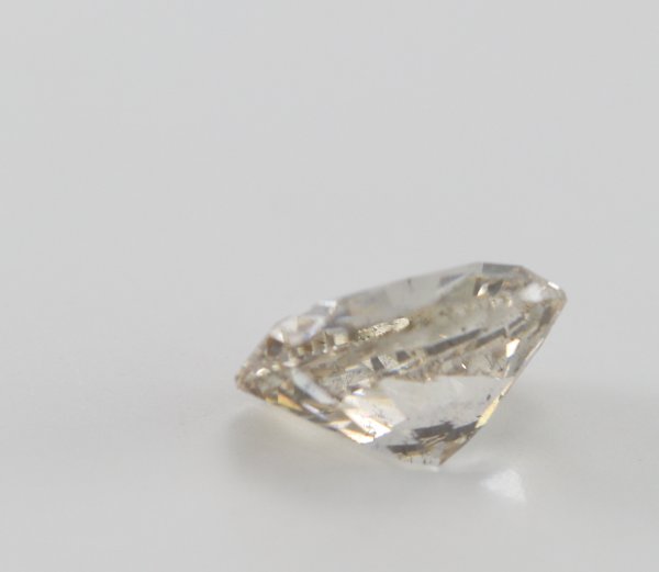 Oval Cut Loose Diamond (1.32 ct, Natural Light Brown Color ,I1 Clarity)