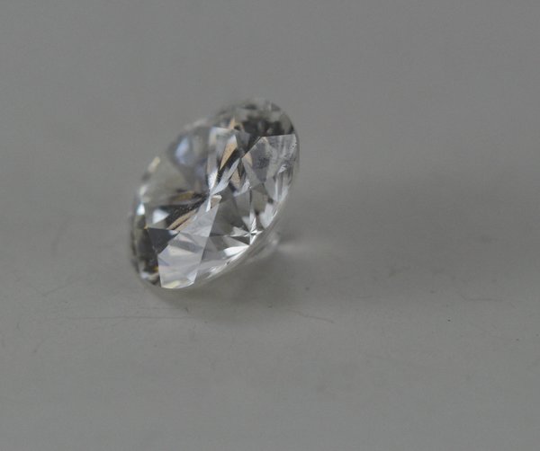 Round Cut Loose Diamond (0.52 Ct, G Color, VS2 Clarity) GIA Certified