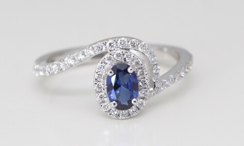 14K Gold Oval Natural Mined Sapphire & Diamond Spiral Halo Ring (Blue Sapphire & White Diamonds Vs2)