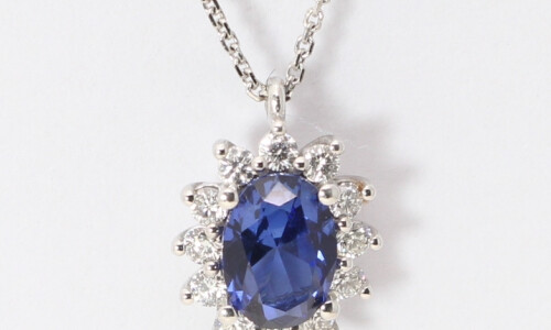 14K Gold Oval Natural Sapphire & Diamond Starburst Halo Pendant (Blue Sapphire & White Diamonds Vs2)